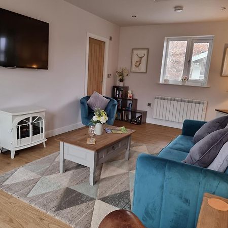 Begonia Cottage Briston Екстер'єр фото