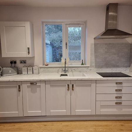 Begonia Cottage Briston Екстер'єр фото