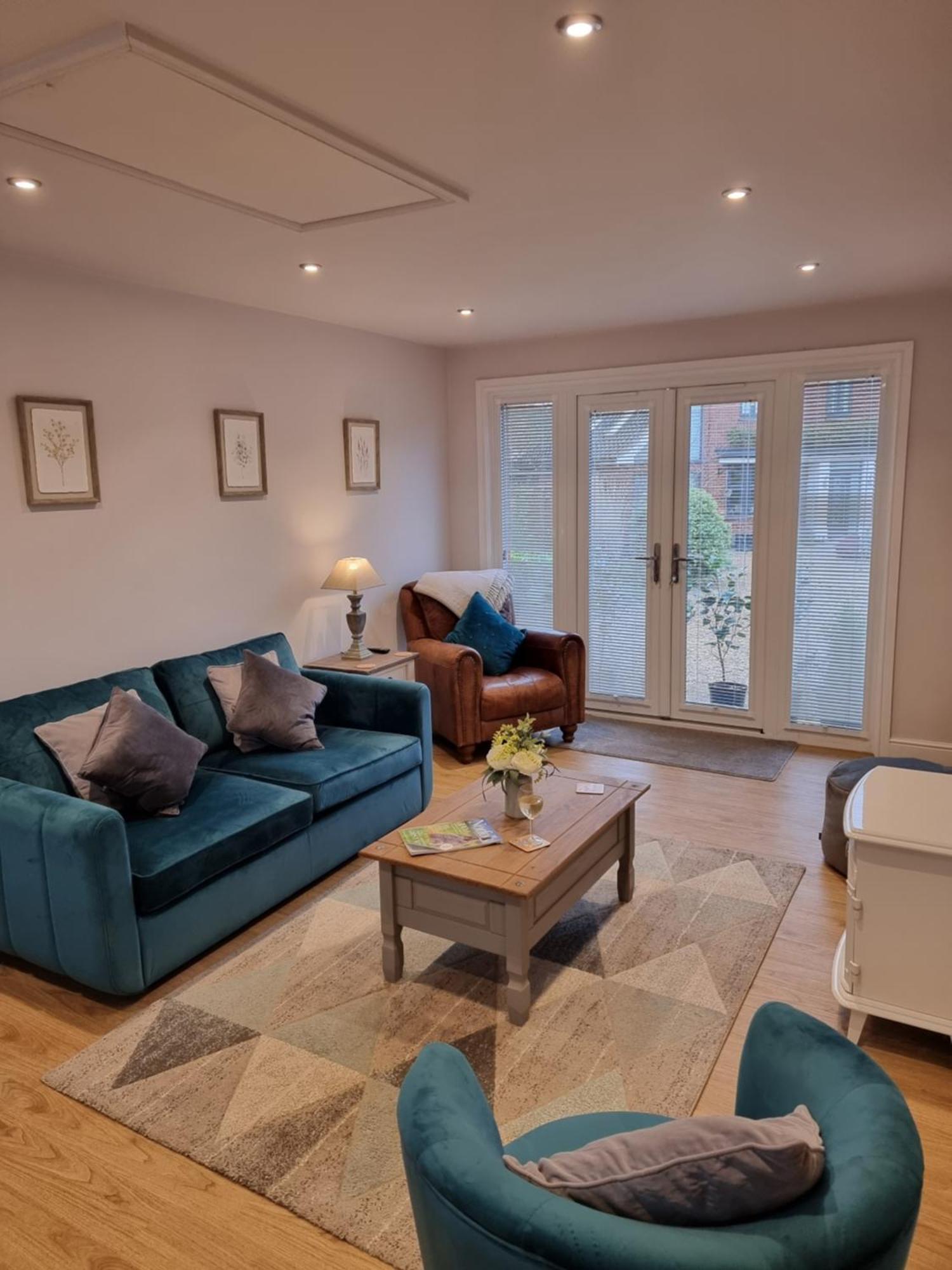 Begonia Cottage Briston Екстер'єр фото