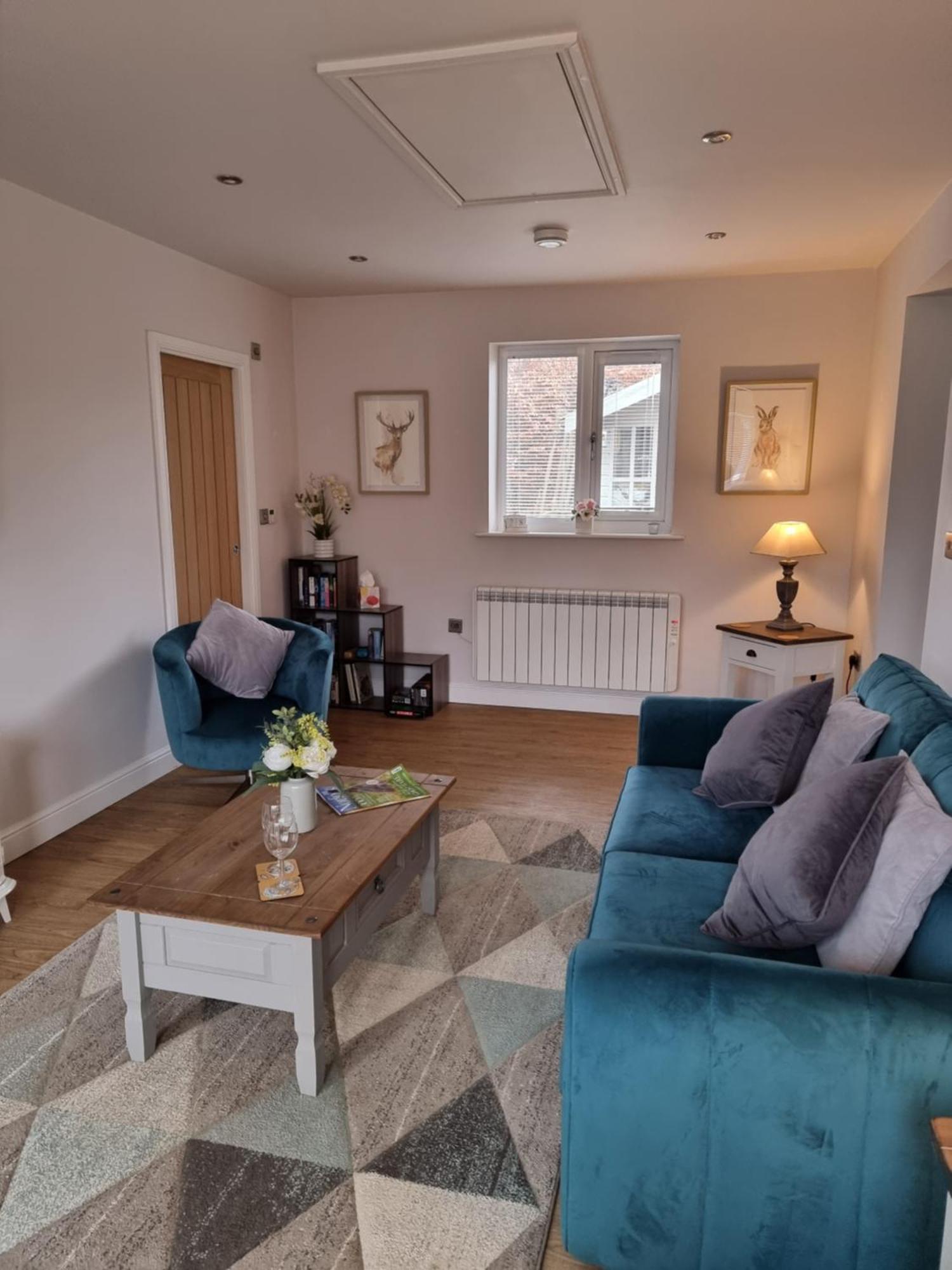 Begonia Cottage Briston Екстер'єр фото