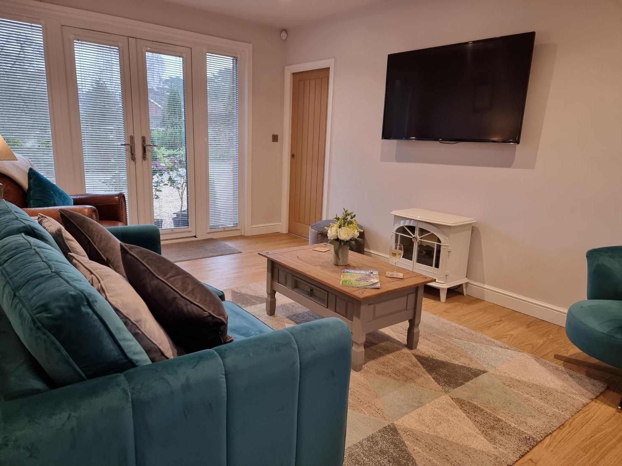 Begonia Cottage Briston Екстер'єр фото