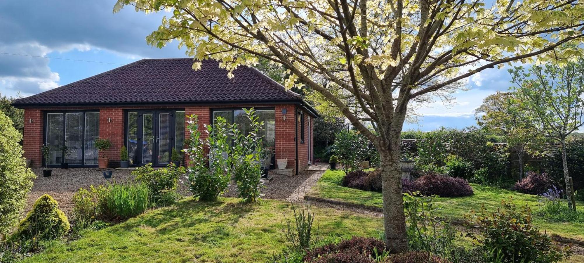 Begonia Cottage Briston Екстер'єр фото
